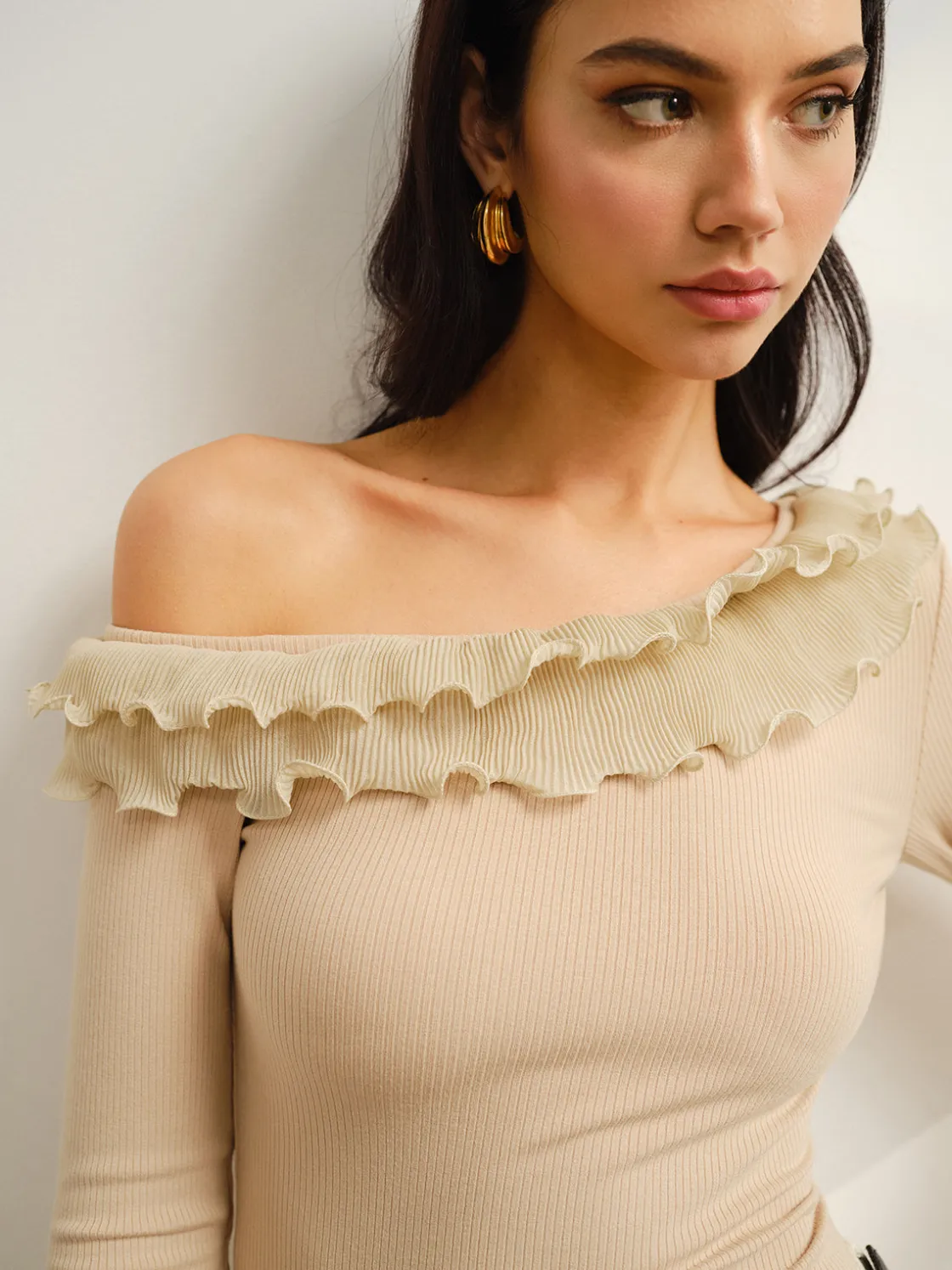 COMMENSE Asymmetrical Neck Lettuce Trim Jersey Top* Tops