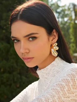 COMMENSE Butterfly en Wing Stud Earrings* Accessories