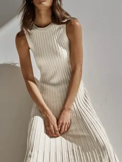 COMMENSE Camille Knit Pleat Maxi Dress* White Dresses|Sweater Dresses