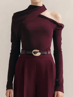 COMMENSE Cold-Shoulder Twist Slim T-Shirt* T-shirts|Matching Sets