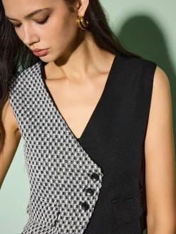 COMMENSE Color Block Criss Cross Button Vest* Vests|Outerwear