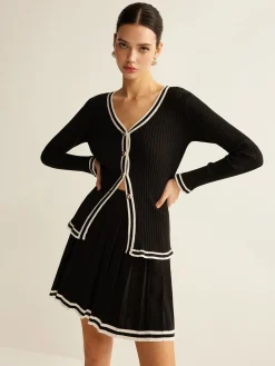 COMMENSE Contrast Trim Pleated Knit Skirt Set* Sweater Tops|Skirts