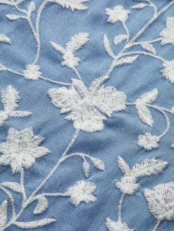 COMMENSE Elegant V-Neck Embroidery Shirt* Denim|Tops