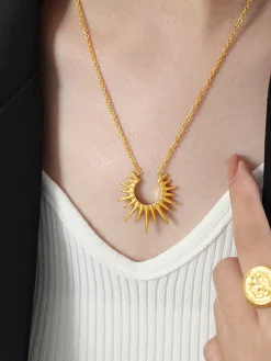 COMMENSE en Sunburst Pendant Necklace* Necklaces|Accessories