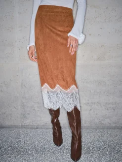 COMMENSE Lace Hem Suede Skirt* Skirts|Bottoms