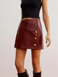 COMMENSE Metal-Detail PU Leather Zipper Skirt* Skirts|Bottoms