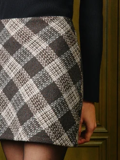 COMMENSE Mid-Waist Checked Zipper Mini Skirt* Bottoms
