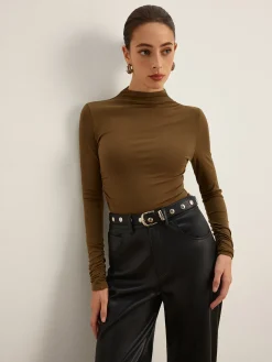 COMMENSE Mock Neck Asymmetical Pleated Top* T-shirts