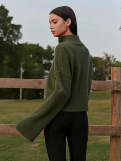 COMMENSE Mock Neck Metal-Detail Short Sweater* Knitwear|Tops