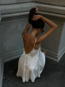 COMMENSE Satin Backless V-Neck Dress* White Dresses|Casual Dresses