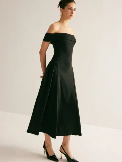 COMMENSE Straight Neck Pleated Dress* Black Dresses|Casual Dresses