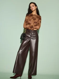 COMMENSE Straight Neck Velvet Floral T-Shirt* Tops