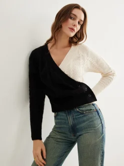 COMMENSE Two-Tone Criss Cross Button Knit Top* Sweater Tops|Sweaters & Cardigans