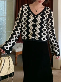 COMMENSE V-Neck Chevron Breasted Cardigan* Knitwear|Tops