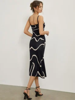 COMMENSE Wavy Print Strap Midi Dress* Black Dresses|Sweater Dresses
